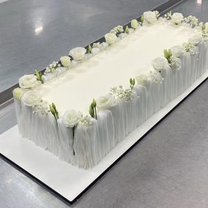 Трендовый прямоугольный Свадебный торт из вафельной бумаги и живых цветов