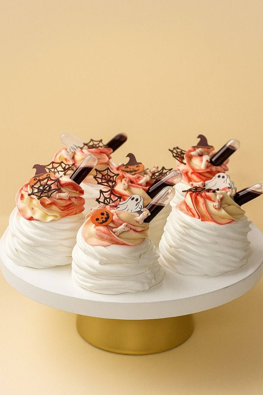 Пирожное десерт Павлова на Хэллоуин, 6 шт.